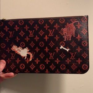 Catagram Louis Vuitton Pouchette